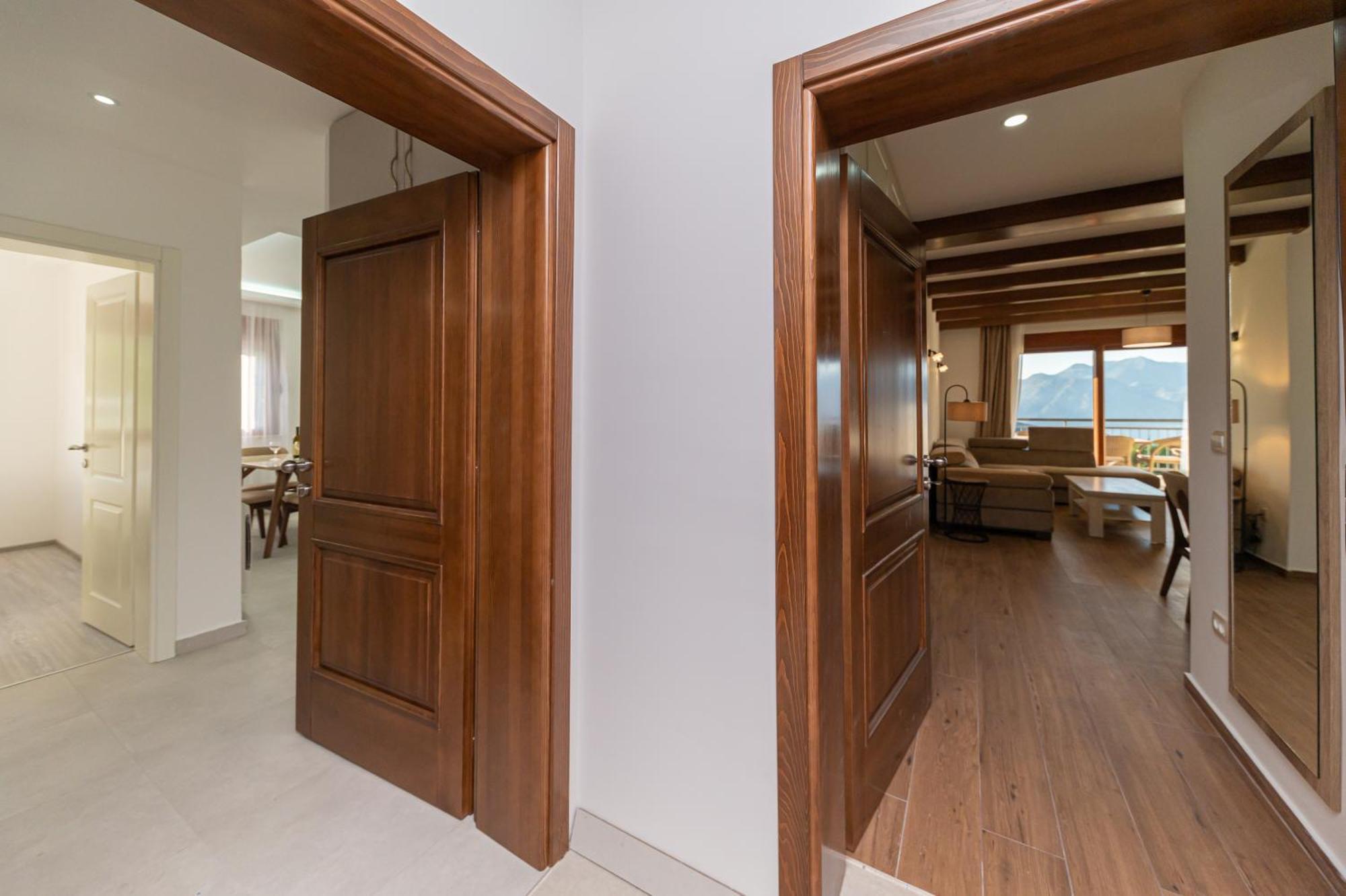 Red Hill Apartment Kotor Bagian luar foto