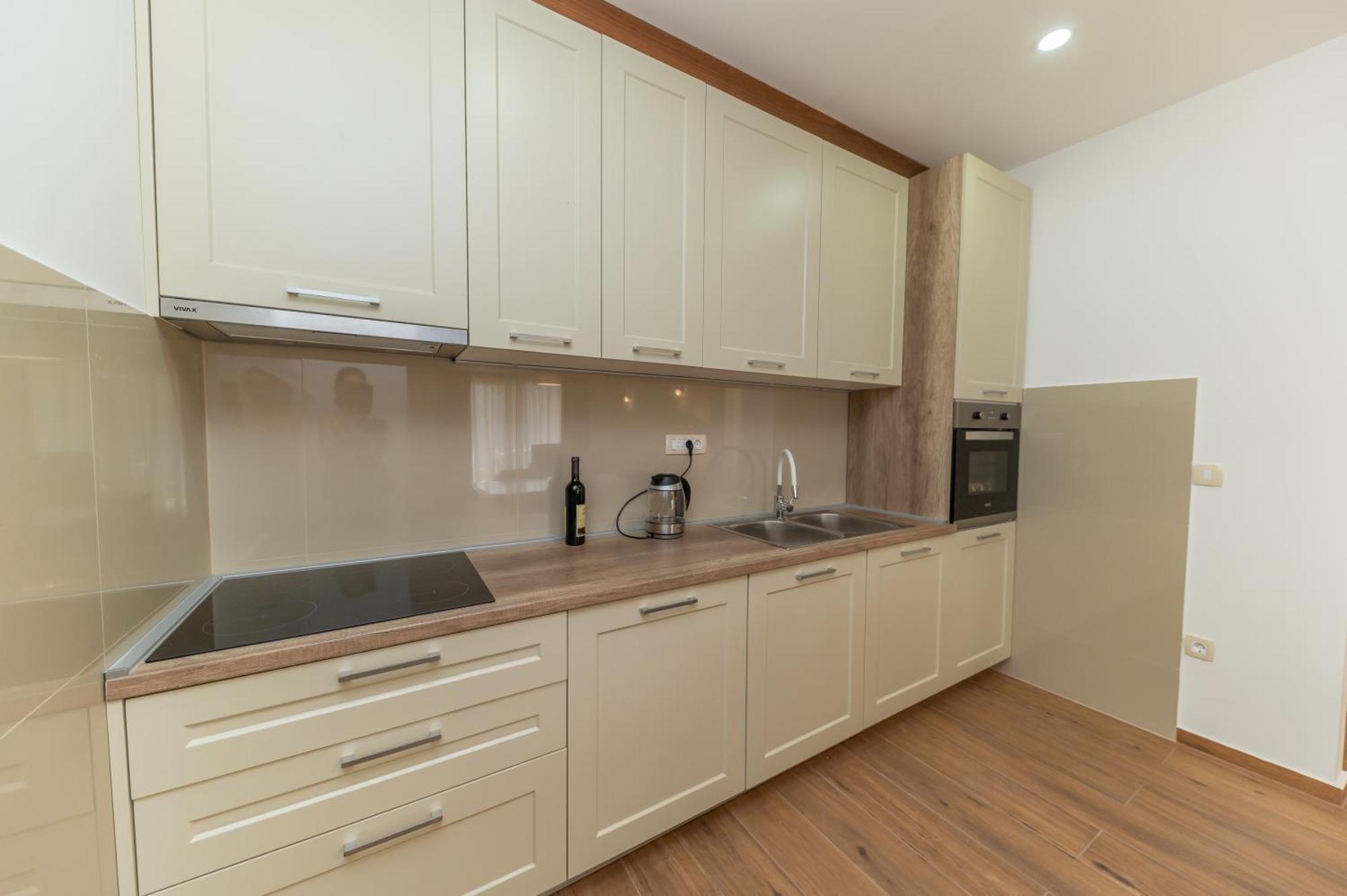 Red Hill Apartment Kotor Bagian luar foto